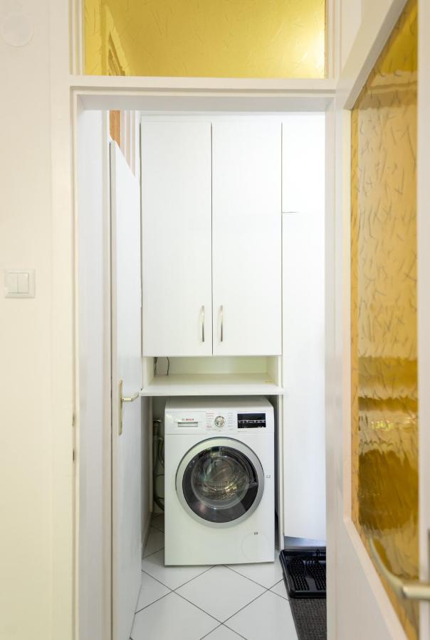 City Nest Apartment Sarajevo Bagian luar foto